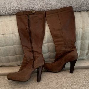 Brown leather Steve Madden boots. Size 9.5
